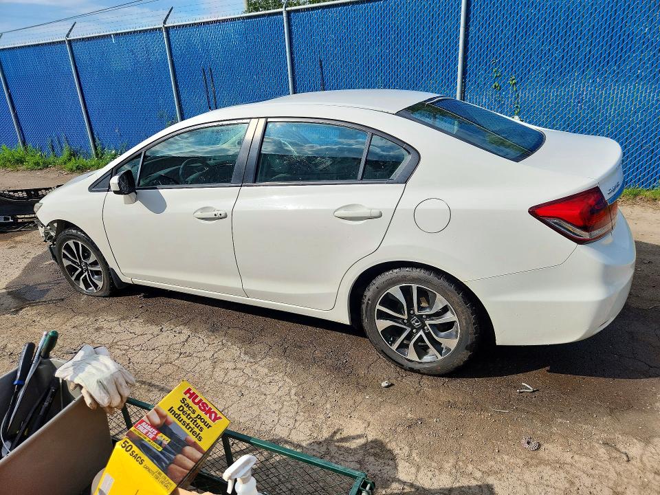 Продаж на аукціоні авто 2015 Honda Civic, vin: 2HGFB2F54FH042356, номер лоту: 67146956