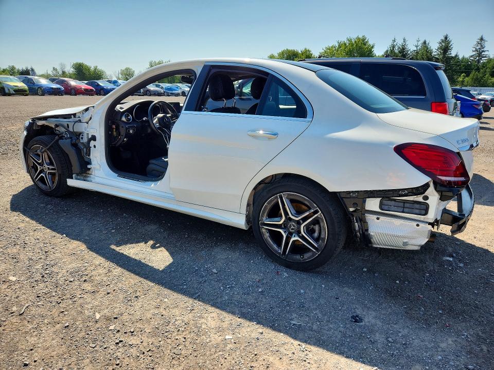 63428426 :رقم المزاد ، W1KWF8EB5MR621338 vin ، 2021 Mercedes-benz C مزاد بيع