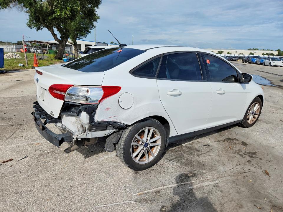 2017 Ford Focus მანქანა იყიდება აუქციონზე, vin: 1FADP3FE8HL269865, აუქციონის ნომერი: 63968776