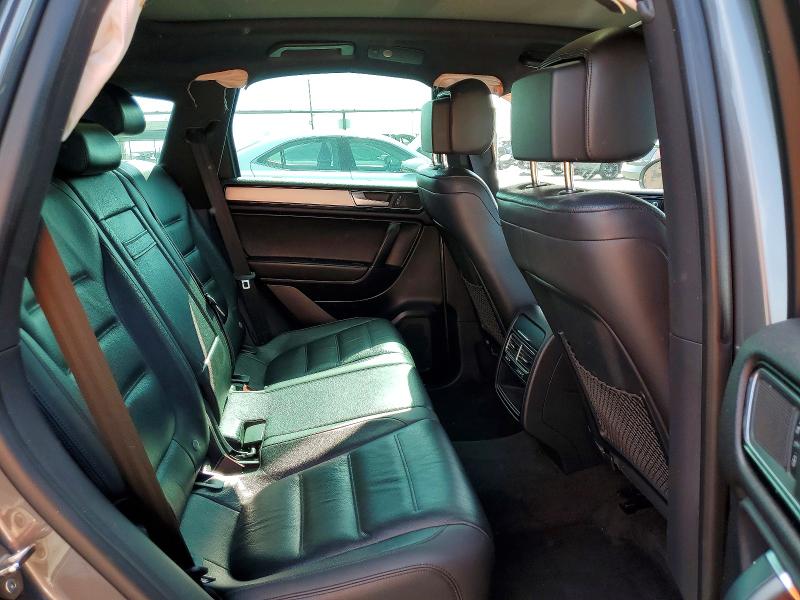 Aukcja sprzedaży 2017 Volkswagen Touareg, vin: WVGRF7BP0HD005627, numer aukcji: 64819396