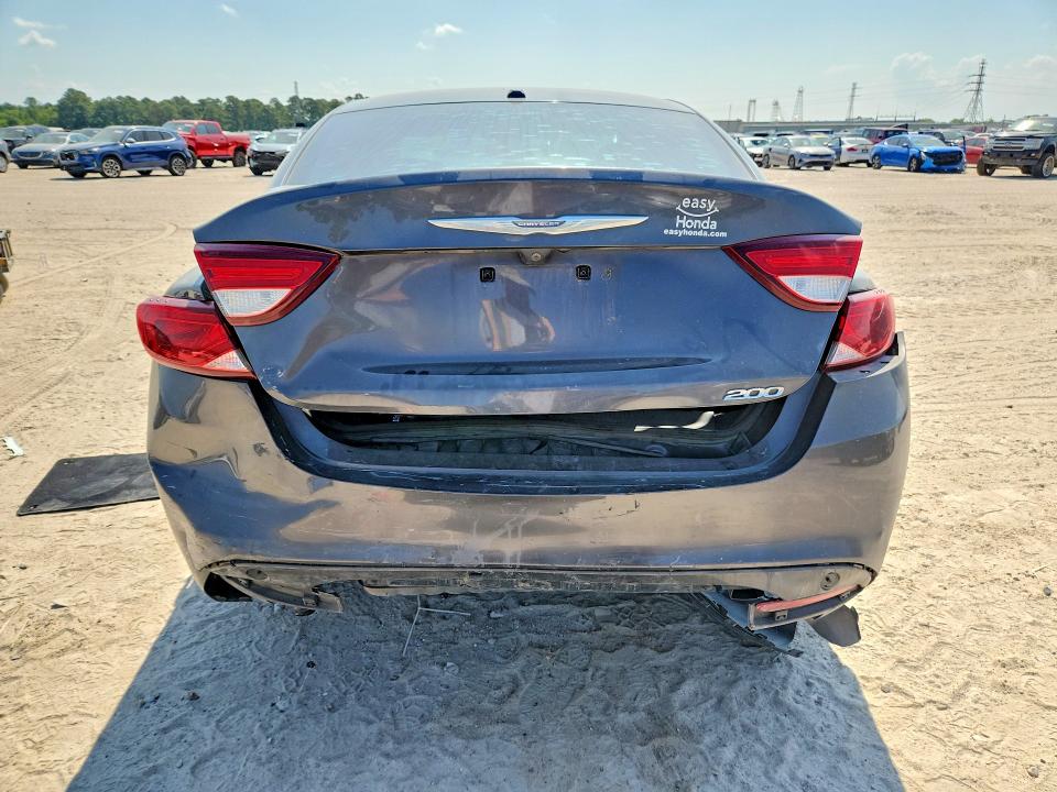 63566876 :رقم المزاد ، 1C3CCCAB3FN758680 vin ، 2015 Chrysler 200 مزاد بيع