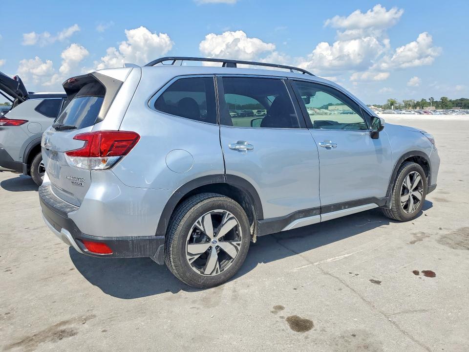 Продажа на аукционе авто 2019 Subaru Forester, vin: JF2SKAWC3KH505966, номер лота: 67176306