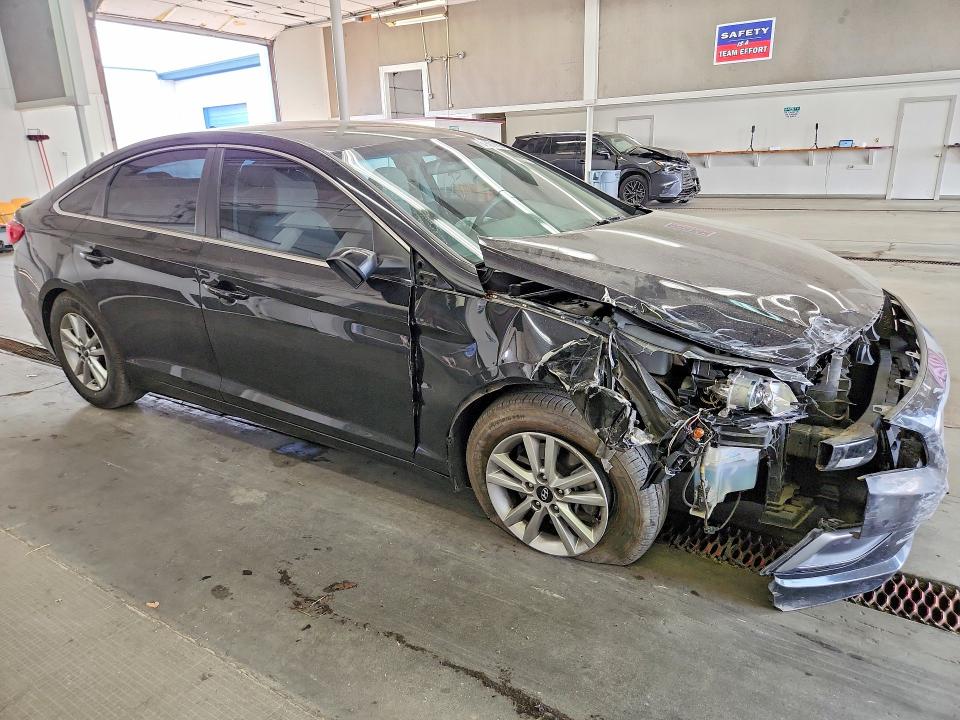 2017 Hyundai Sonata მანქანა იყიდება აუქციონზე, vin: 5NPE24AF2HH581249, აუქციონის ნომერი: 63601456