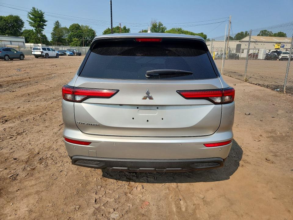 Продажа на аукционе авто 2022 Mitsubishi Outlander, vin: JA4J3TA88NZ029230, номер лота: 64849136