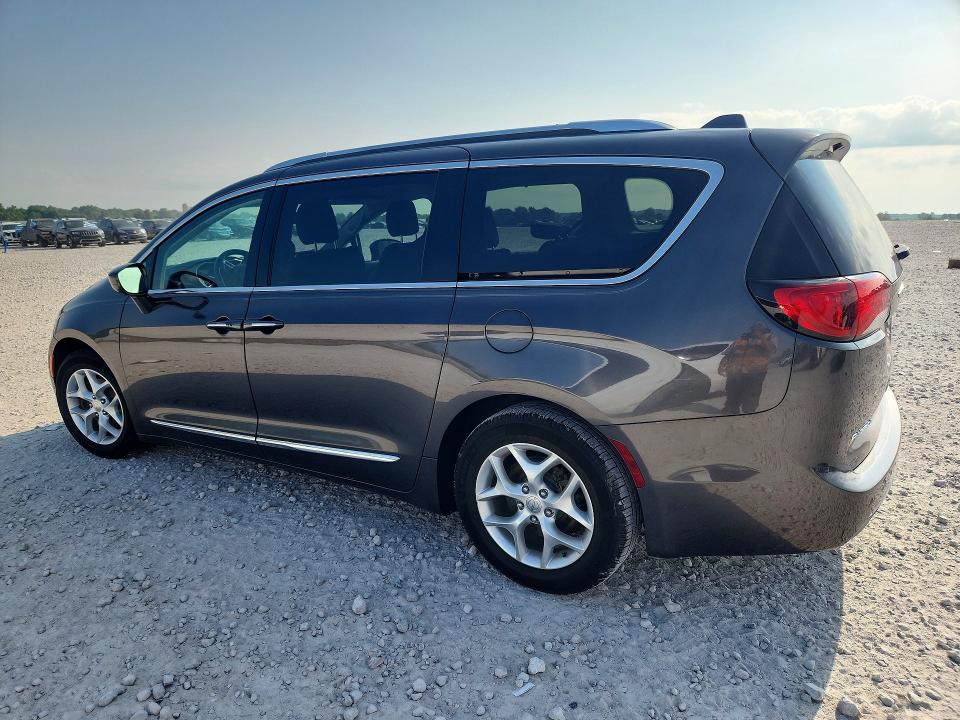 63480516 :رقم المزاد ، 2C4RC1BG3JR236373 vin ، 2018 Chrysler Pacifica مزاد بيع