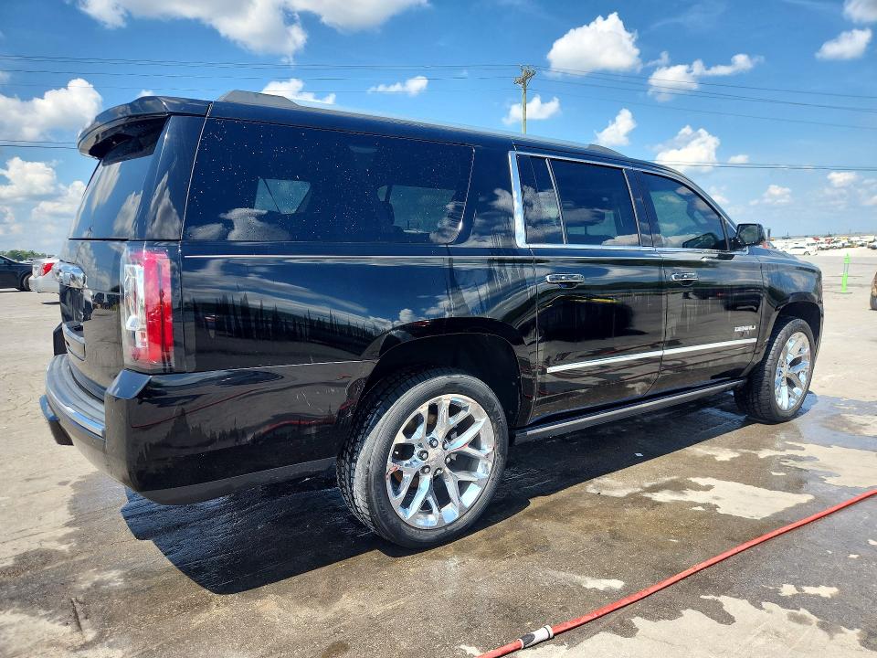 Продажа на аукционе авто 2017 Gmc Yukon Xl, vin: 1GKS1HKJ9HR216676, номер лота: 67156016