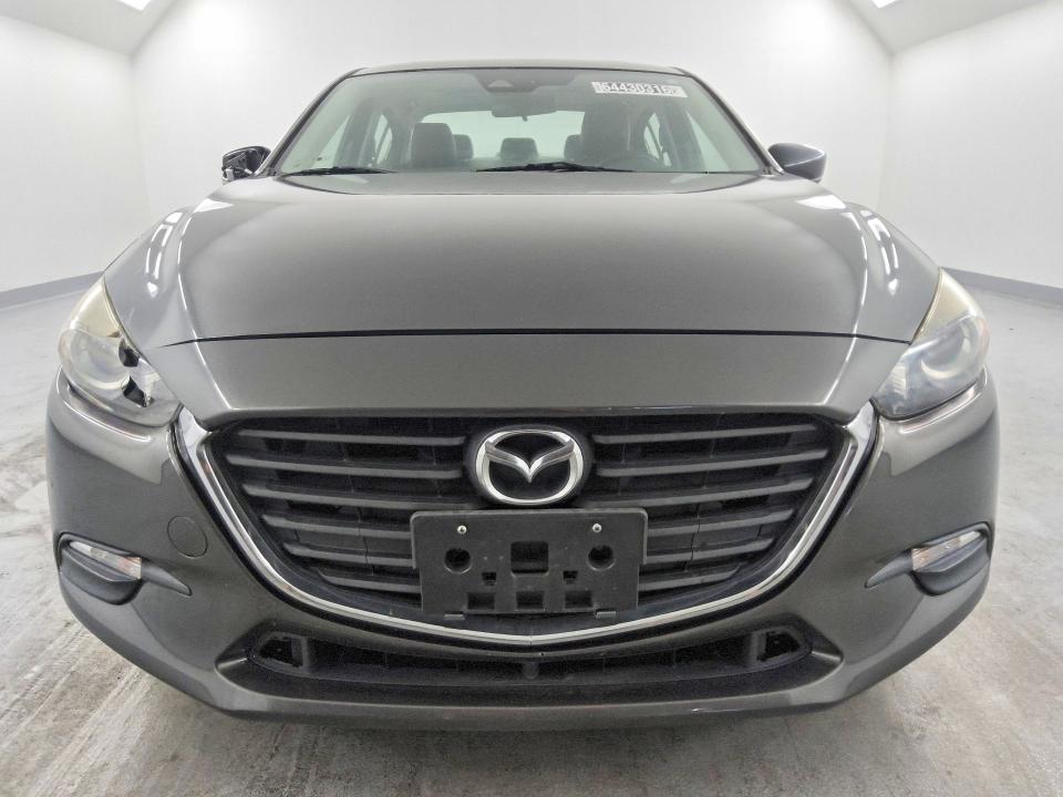 64430316 :رقم المزاد ، 3MZBN1V35JM210432 vin ، 2018 Mazda 3 مزاد بيع