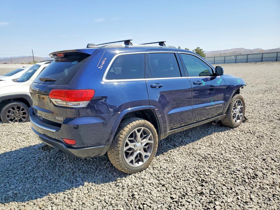 63703876 :رقم المزاد ، 1C4RJFBG1JC373355 vin ، 2018 Jeep Grand Cherokee مزاد بيع
