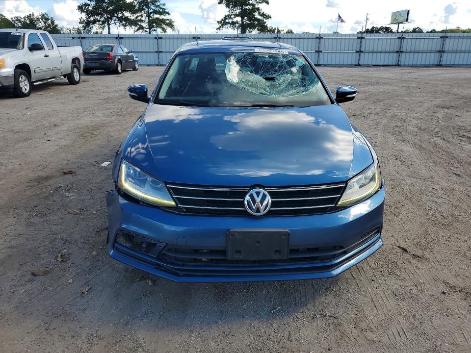 Продажа на аукционе авто 2017 Volkswagen Jetta, vin: 3VWDB7AJXHM369708, номер лота: 67307846