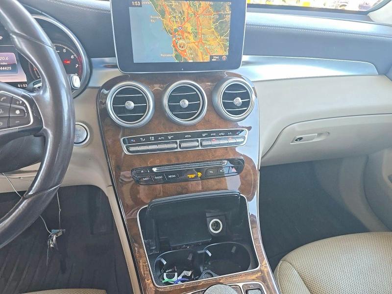 67045836 :رقم المزاد ، WDC0G4JB7GF050155 vin ، 2016 Mercedes-benz Glc مزاد بيع