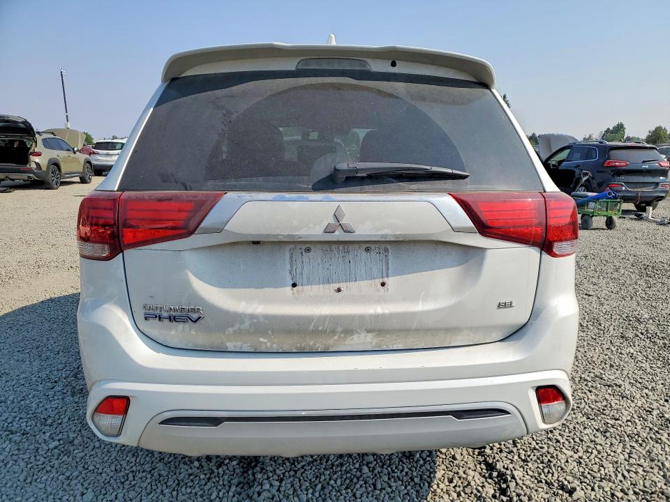 63291326 :رقم المزاد ، JA4J2VA7XNZ027503 vin ، 2022 Mitsubishi Outlander مزاد بيع