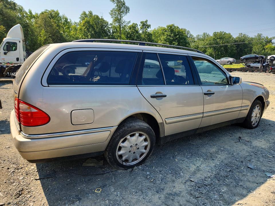 1999 Mercedes-benz E მანქანა იყიდება აუქციონზე, vin: WDBJH82F9XX020924, აუქციონის ნომერი: 65000506