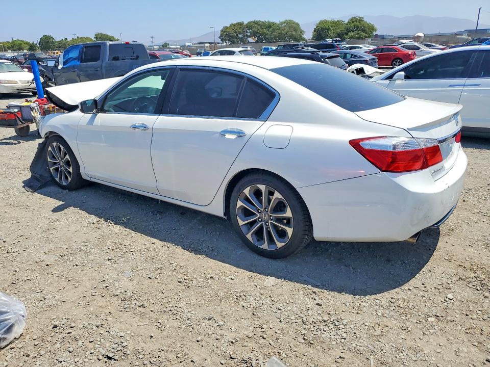 Продаж на аукціоні авто 2015 Honda Accord, vin: 1HGCR2F54FA200370, номер лоту: 63611006