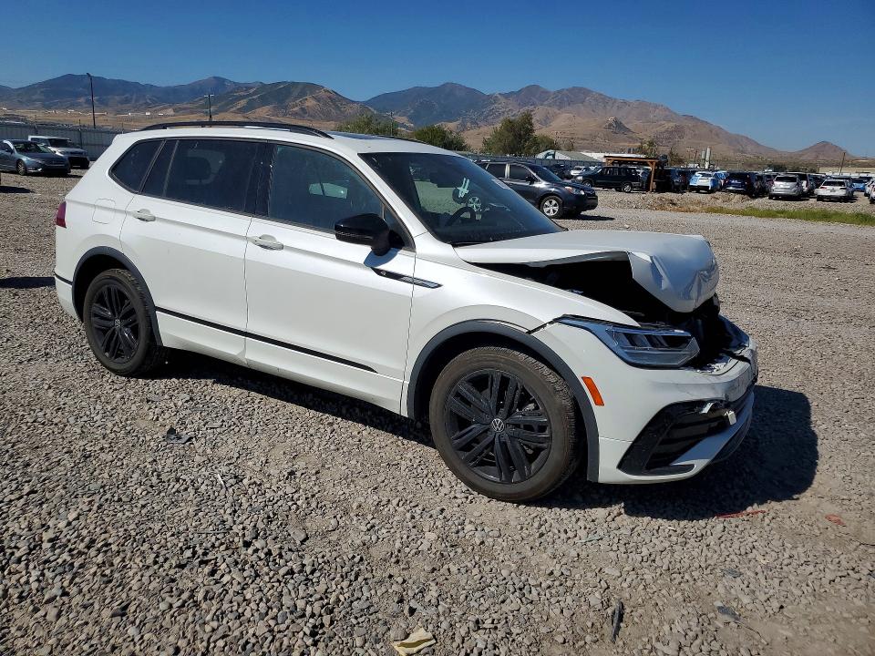 66059456 :رقم المزاد ، 3VV8B7AX6NM066799 vin ، 2022 Volkswagen Tiguan مزاد بيع