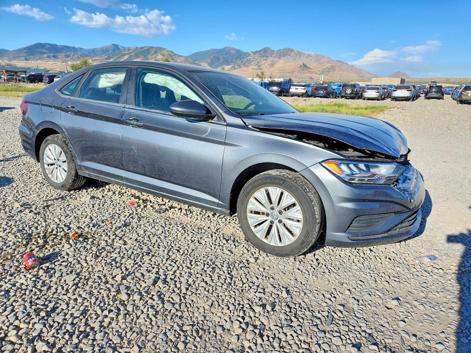 Продажа на аукционе авто 2020 Volkswagen Jetta, vin: 3VWCB7BU8LM017613, номер лота: 66478496