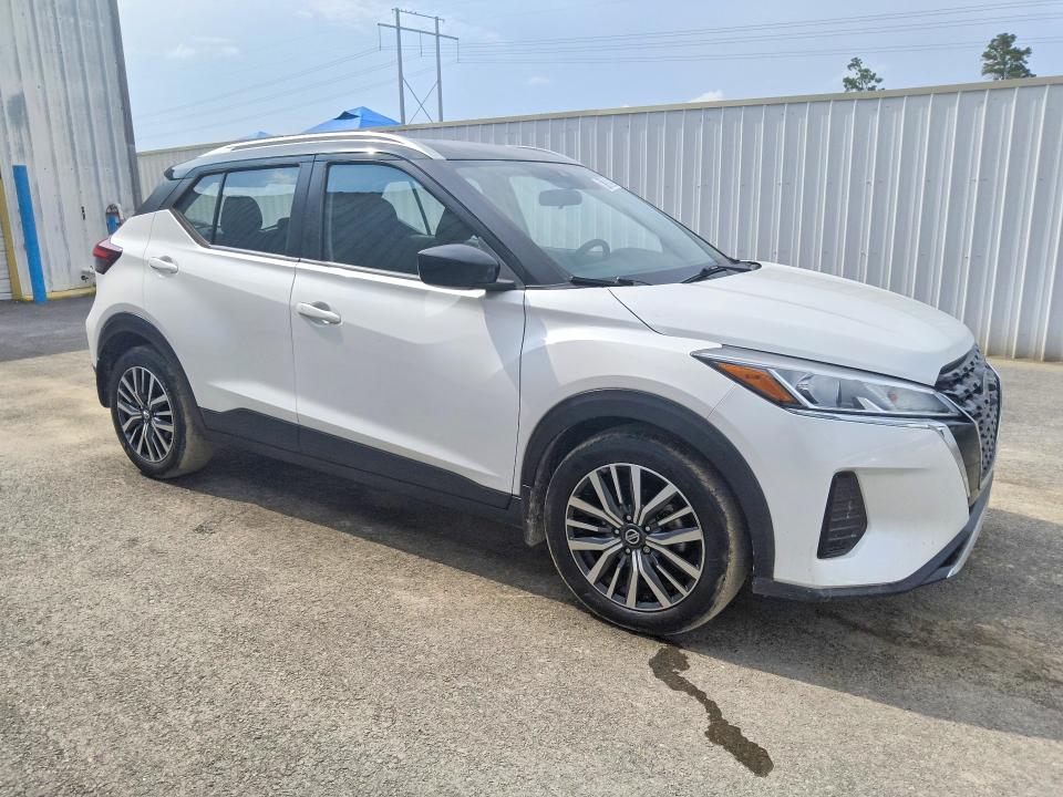 61388996 :رقم المزاد ، 3N1CP5CV6ML512676 vin ، 2021 Nissan Kicks مزاد بيع