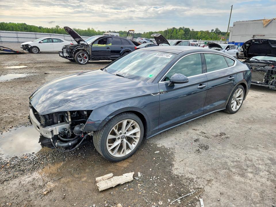 2020 Audi A5 მანქანა იყიდება აუქციონზე, vin: WAUANCF56LA009050, აუქციონის ნომერი: 64882746