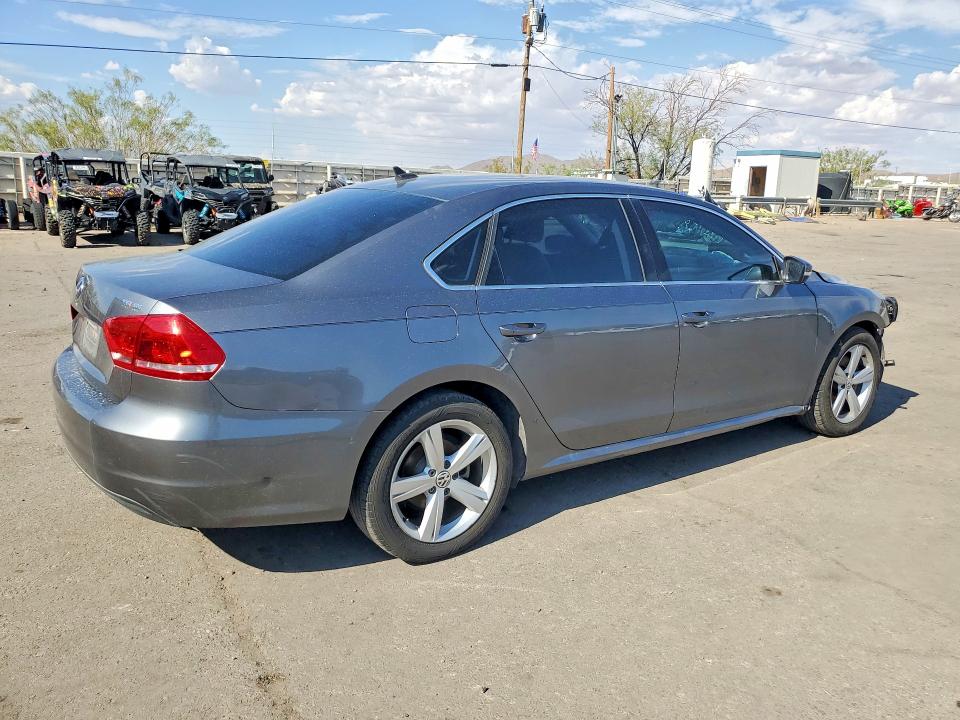 67157796 :رقم المزاد ، 1VWBT7A30FC006340 vin ، 2015 Volkswagen Passat مزاد بيع