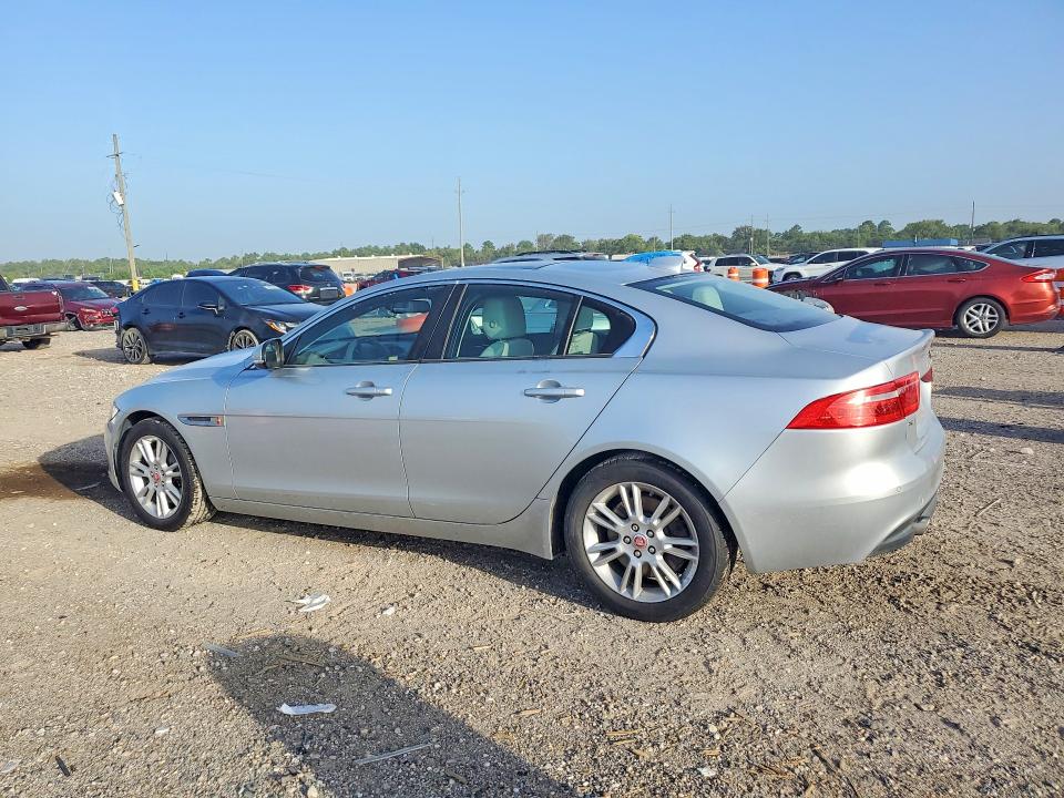 64154006 :رقم المزاد ، SAJAD4BG9HA973749 vin ، 2017 Jaguar Xe مزاد بيع