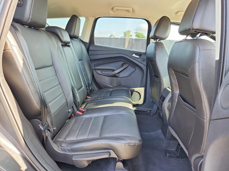 64997316 :رقم المزاد ، 1FMCU0J96FUC39922 vin ، 2015 Ford Escape مزاد بيع
