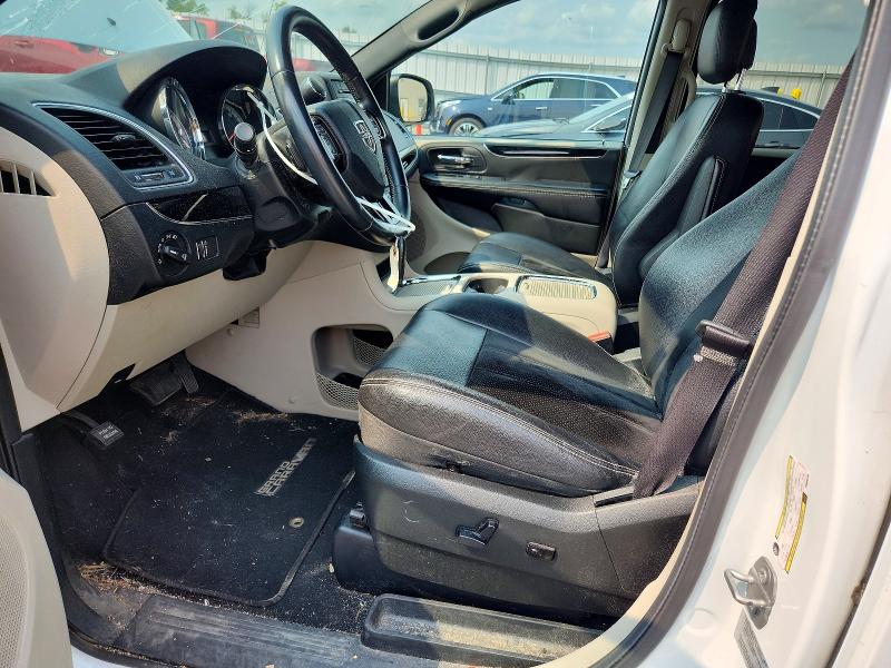 64718156 :رقم المزاد ، 2C4RDGCG2HR600226 vin ، 2017 Dodge Grand Caravan مزاد بيع