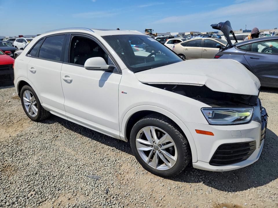 66767696 :رقم المزاد ، WA1BCCFS4JR027753 vin ، 2018 Audi Q3 مزاد بيع