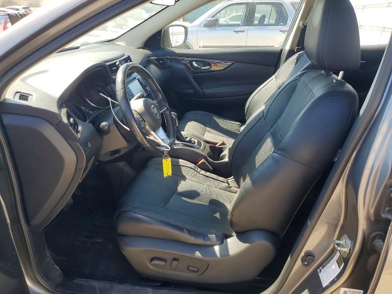 64466116 :رقم المزاد ، JN1BJ1CP8JW182200 vin ، 2018 Nissan Rogue Sport مزاد بيع