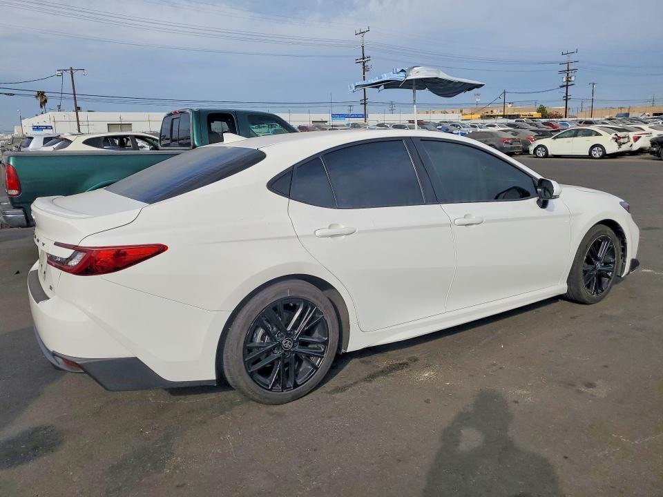 66975116 :رقم المزاد ، 4T1DAACK5SU070165 vin ، 2025 Toyota Camry مزاد بيع