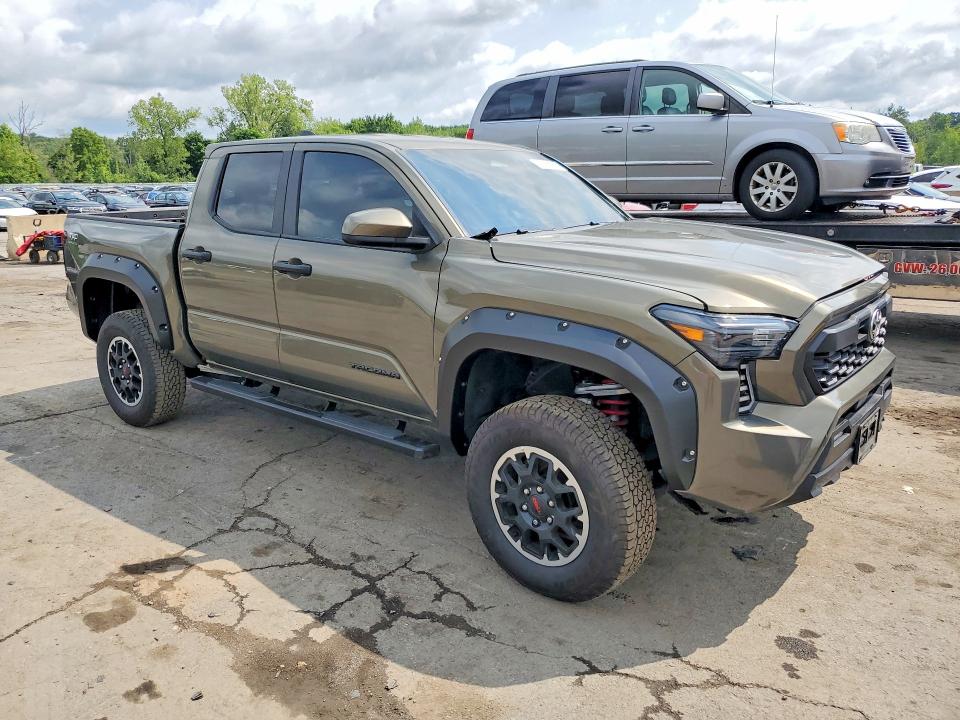 2025 Toyota Tacoma მანქანა იყიდება აუქციონზე, vin: 3TMLB5JN0SM180238, აუქციონის ნომერი: 65209776