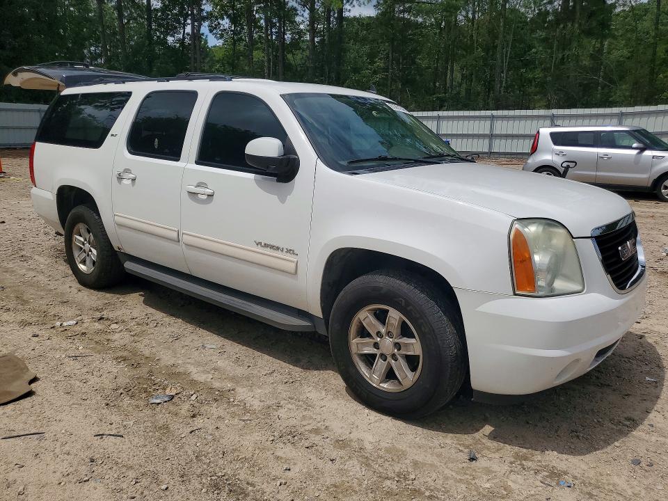 63261646 :رقم المزاد ، 1GKUKKE37AR238455 vin ، 2010 Gmc Yukon Xl مزاد بيع