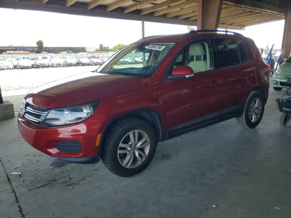 65945766 :رقم المزاد ، WVGAV7AX1GW052833 vin ، 2016 Volkswagen Tiguan مزاد بيع