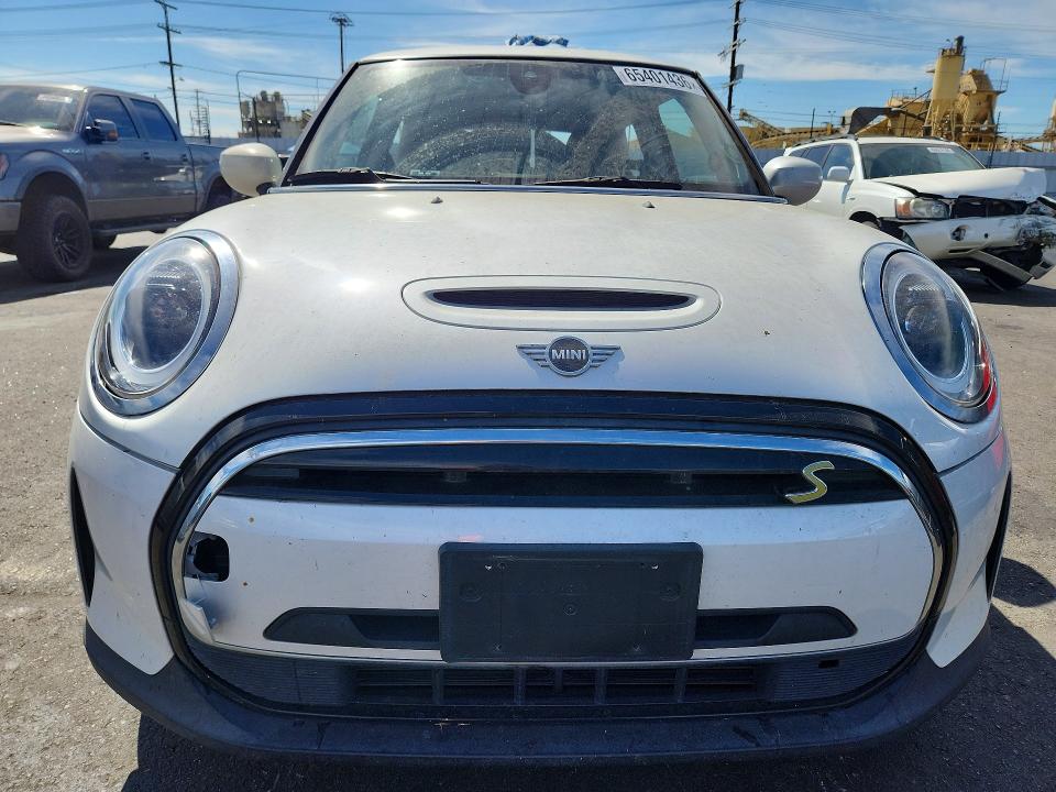 Продажа на аукционе авто 2024 Mini Cooper, vin: WMW13DJ09R2V08824, номер лота: 65401436