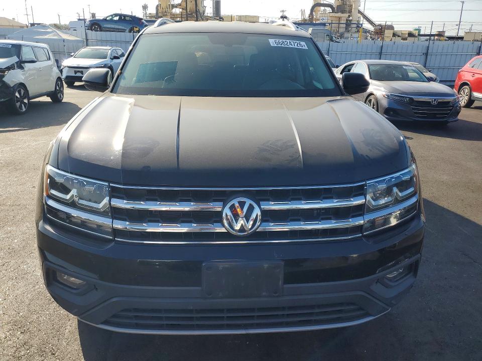 66824726 :رقم المزاد ، 1V2KR2CA3JC505740 vin ، 2018 Volkswagen Atlas مزاد بيع