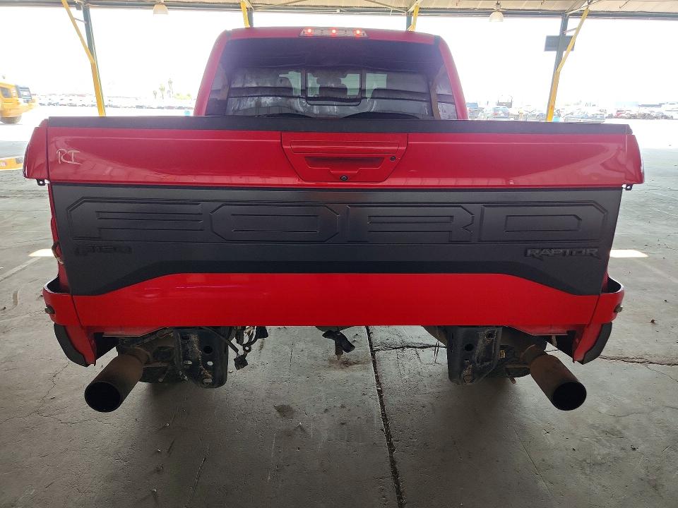 64428986 :رقم المزاد ، 1FTFW1RG9JFE70881 vin ، 2018 Ford F150 مزاد بيع
