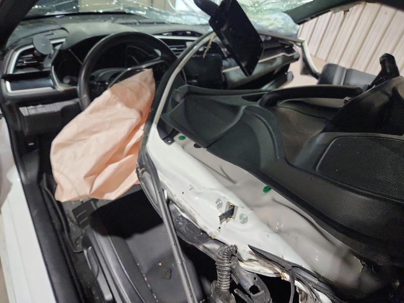 64784796 :رقم المزاد ، 2HGFC4B84LH300234 vin ، 2020 Honda Civic مزاد بيع