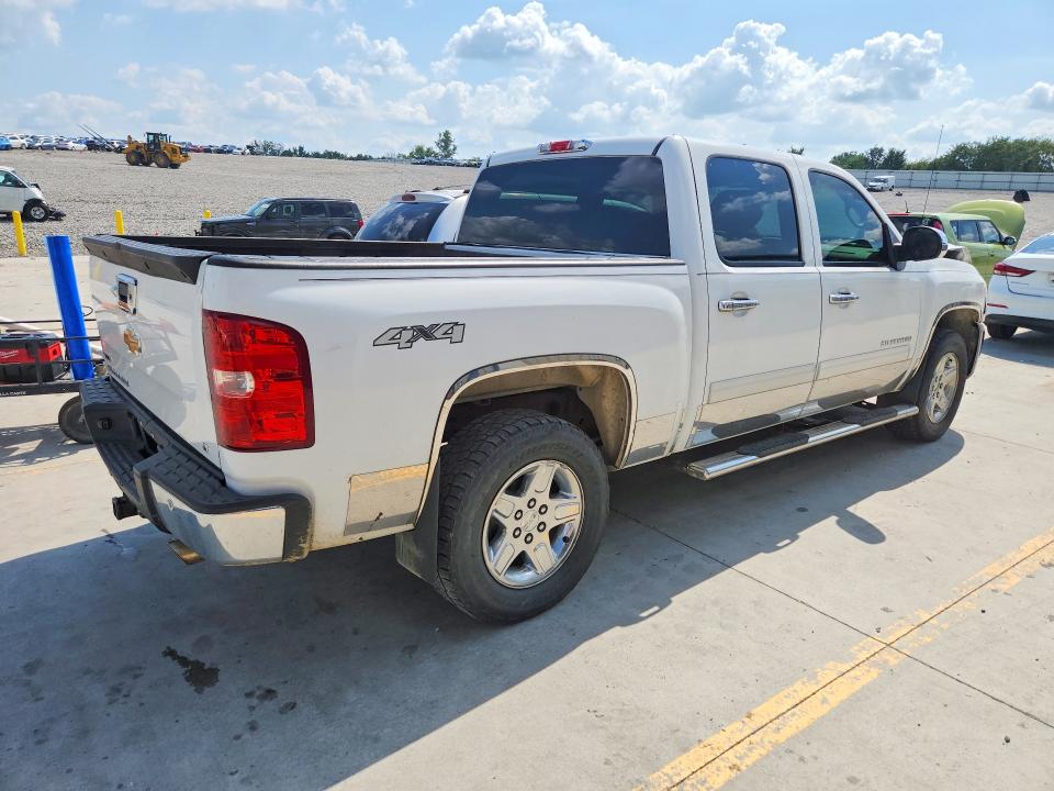 63594216 :رقم المزاد ، 1GCPKSE72CF105764 vin ، 2012 Chevrolet Silverado مزاد بيع