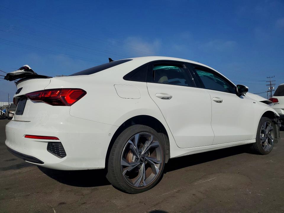 Aukcja sprzedaży 2022 Audi A3, vin: WAUAUDGY9NA020712, numer aukcji: 63617016