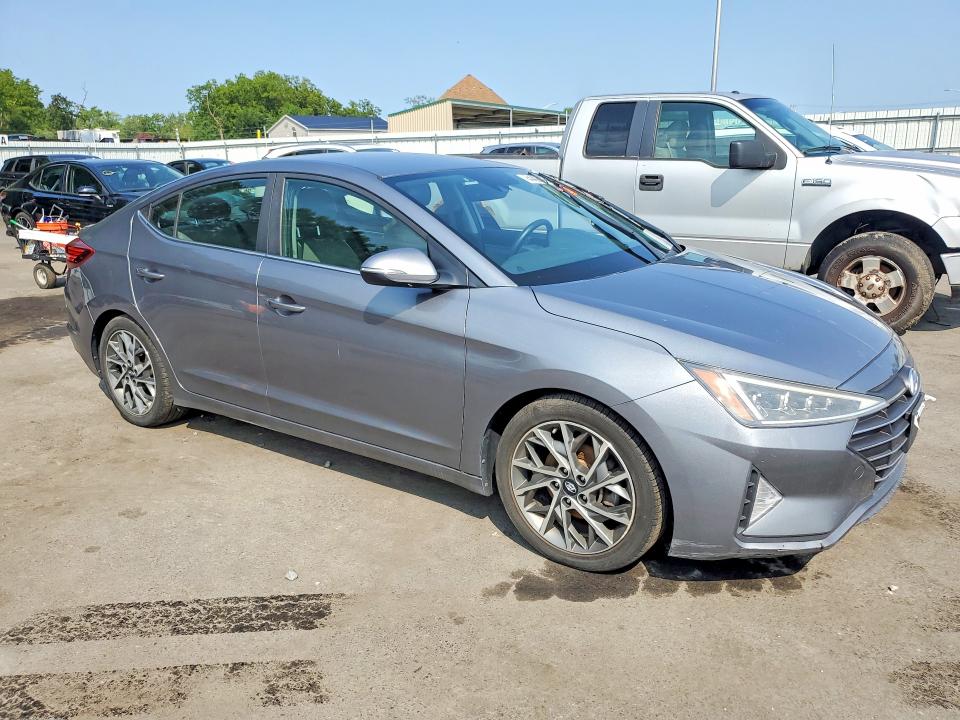2019 Hyundai Elantra მანქანა იყიდება აუქციონზე, vin: KMHD84LF6KU883675, აუქციონის ნომერი: 64422666
