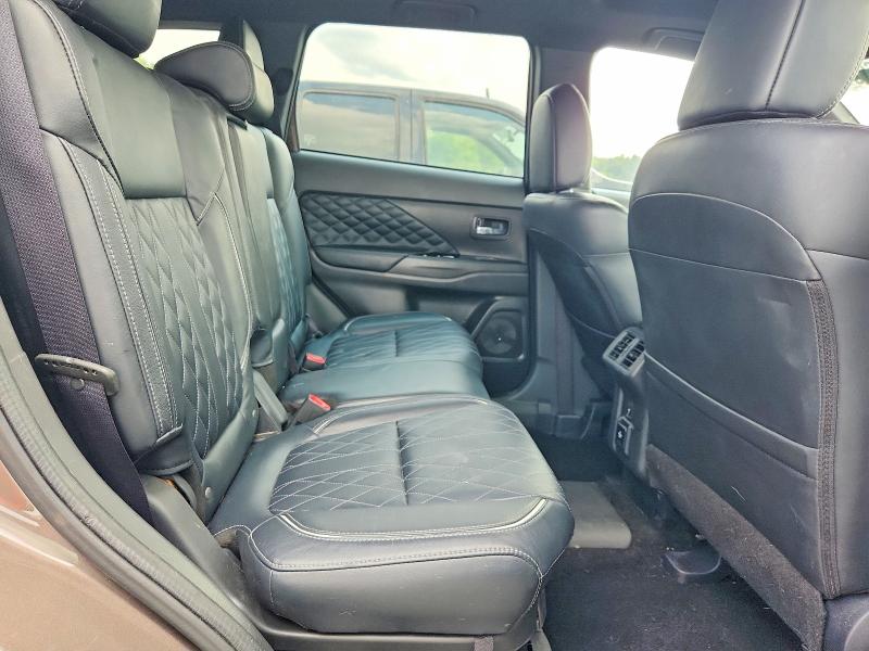Продажа на аукционе авто 2022 Mitsubishi Outlander, vin: JA4J2VA78NZ055087, номер лота: 64848626