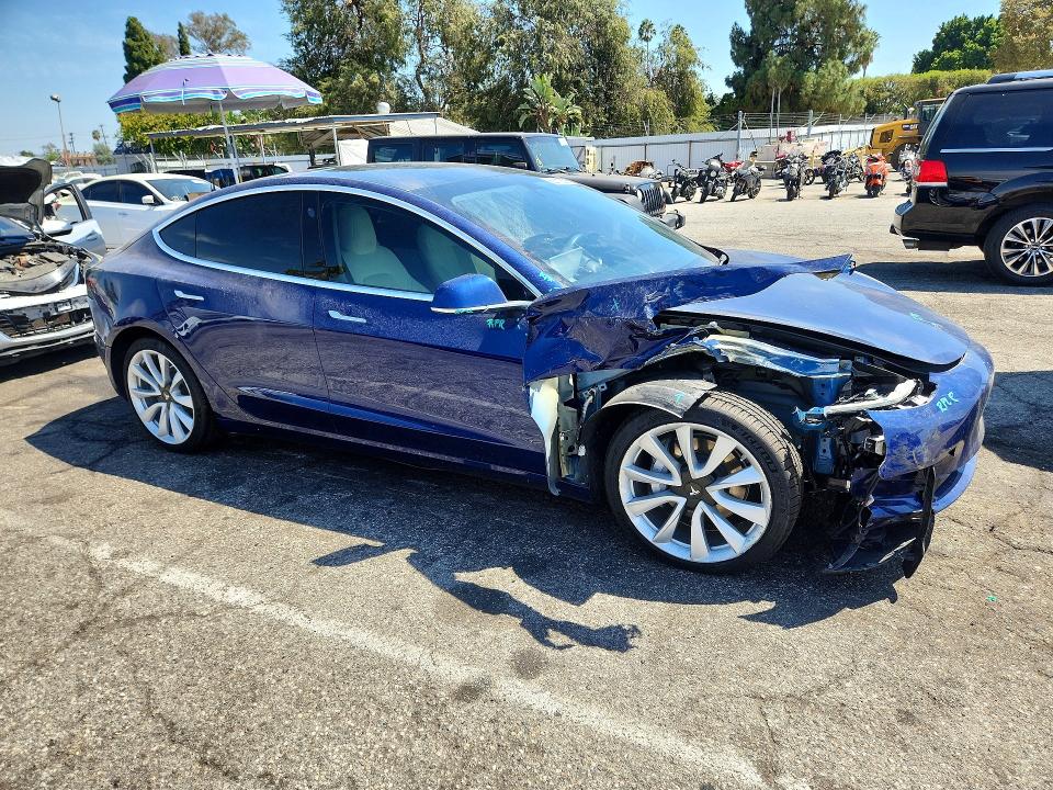 66112826 :رقم المزاد ، 5YJE1EBXLF788001 vin ، 2020 Tesla Model 3 مزاد بيع