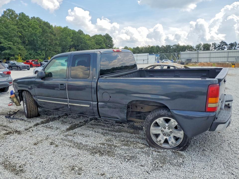 66691866 :رقم المزاد ، 2GCEC19VX31272968 vin ، 2003 Chevrolet Silverado مزاد بيع