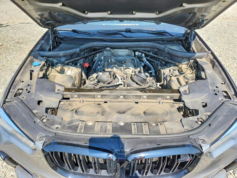 64267906 :رقم المزاد ، 5YMJU0C08M9G38996 vin ، 2021 Bmw X5 مزاد بيع