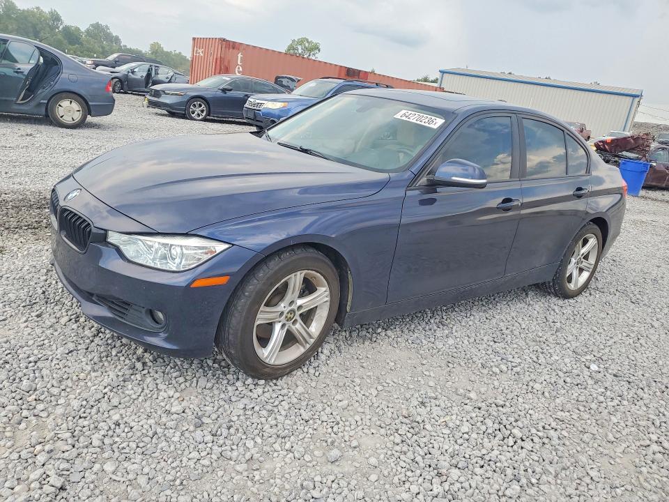 2013 Bmw 328 მანქანა იყიდება აუქციონზე, vin: WBA3A5C53DF355677, აუქციონის ნომერი: 64270236