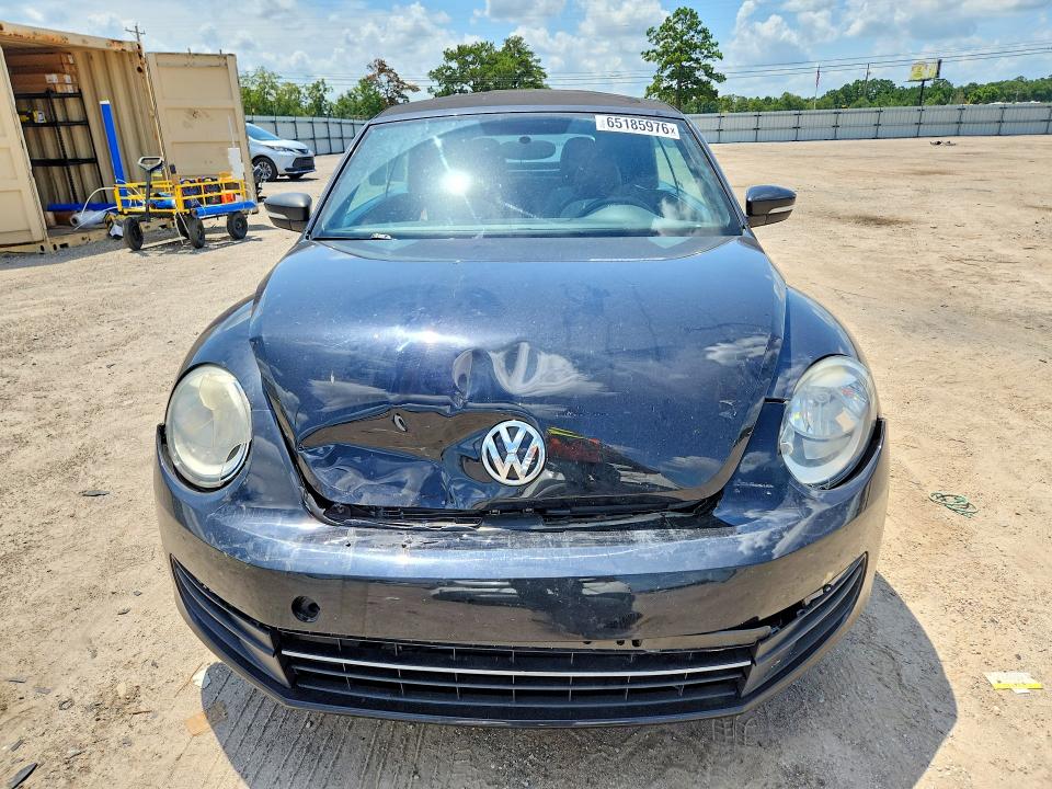 2015 Volkswagen Beetle მანქანა იყიდება აუქციონზე, vin: 3VW517AT6FM808361, აუქციონის ნომერი: 65185976