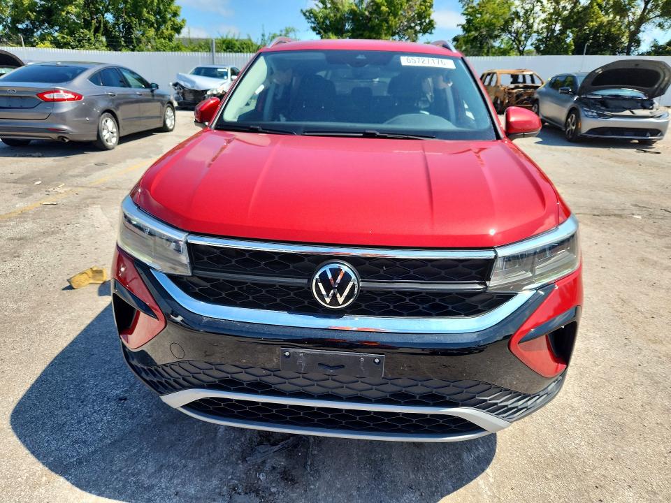 65727176 :رقم المزاد ، 3VVUX7B23RM038936 vin ، 2024 Volkswagen Taos مزاد بيع