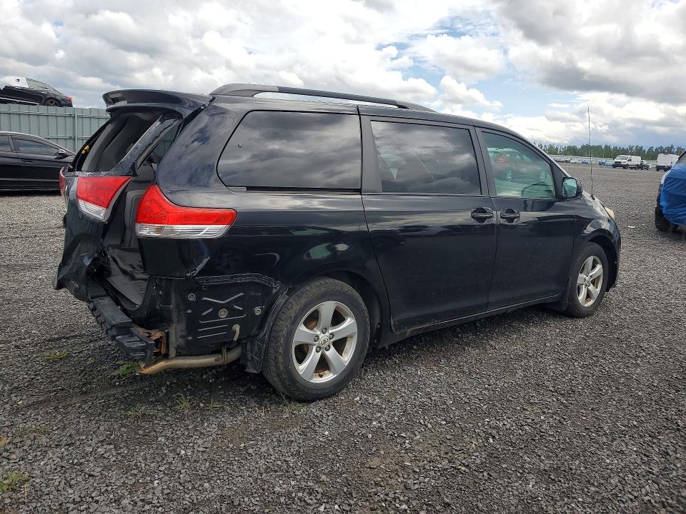 Продажа на аукционе авто 2012 Toyota Sienna, vin: 5TDKK3DC7CS242830, номер лота: 65529326