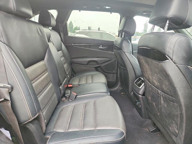65389486 :رقم المزاد ، 5XYPKDA5XHG229141 vin ، 2017 Kia Sorento مزاد بيع