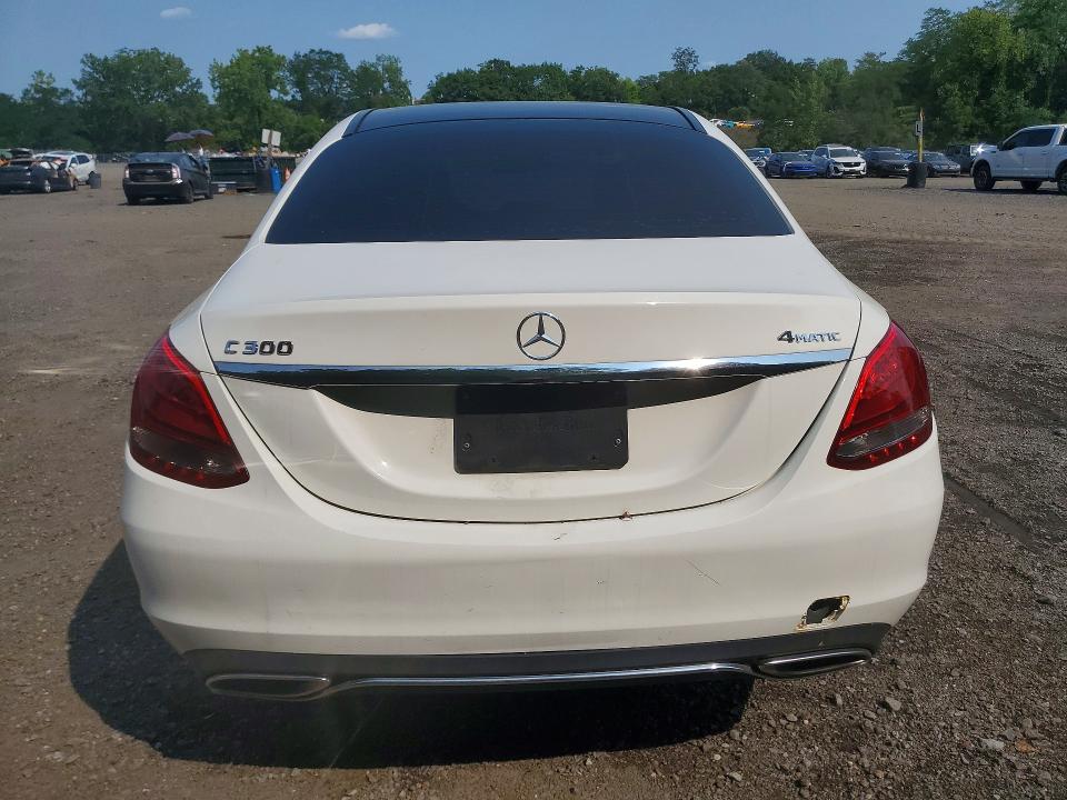 64604116 :رقم المزاد ، WDDWF4KB0JR413263 vin ، 2018 Mercedes-benz C مزاد بيع