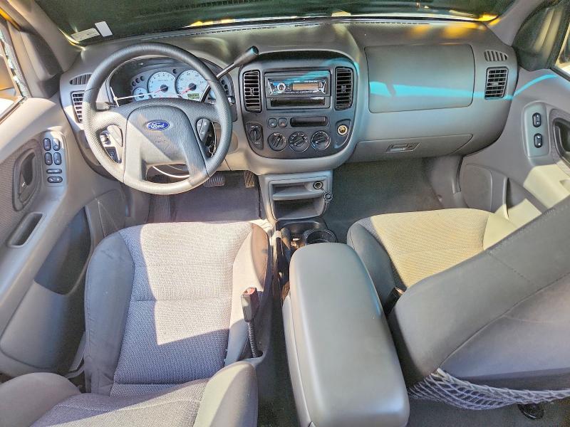 Продажа на аукционе авто 2001 Ford Escape, vin: 1FMYU04161KF54042, номер лота: 64110876