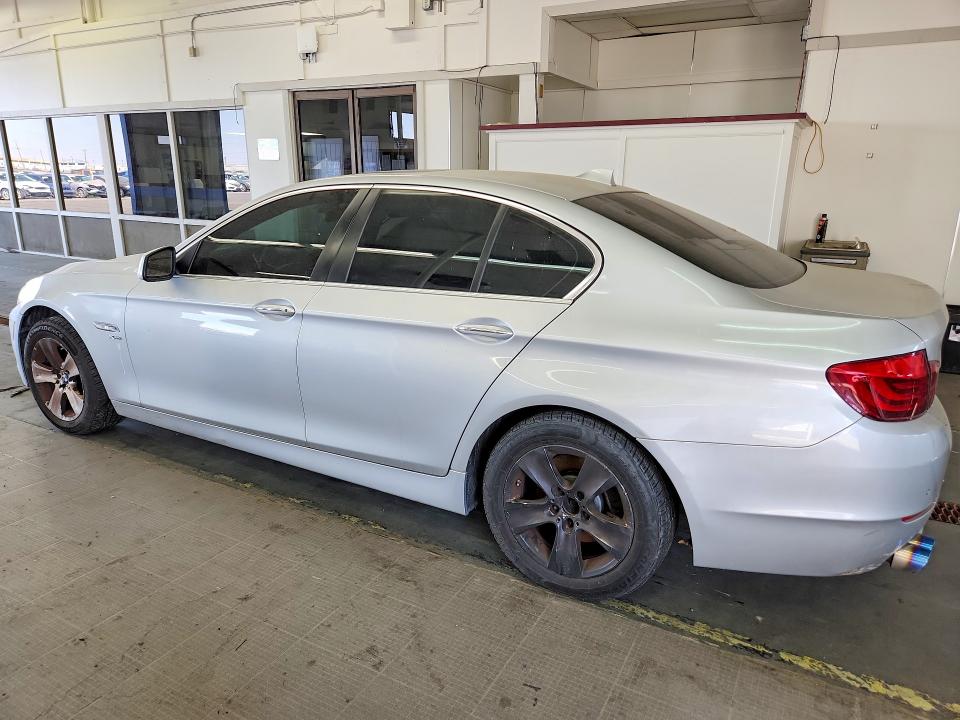 Продаж на аукціоні авто 2012 Bmw 528, vin: WBAXH5C50CDW06422, номер лоту: 64773366